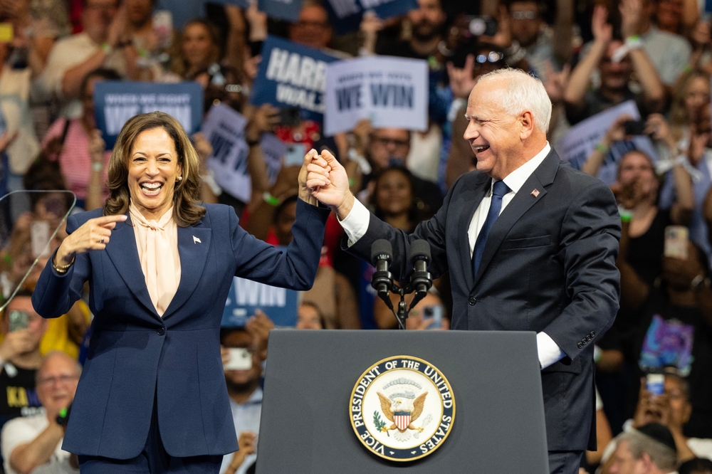 Kamala Harris Tim Walz